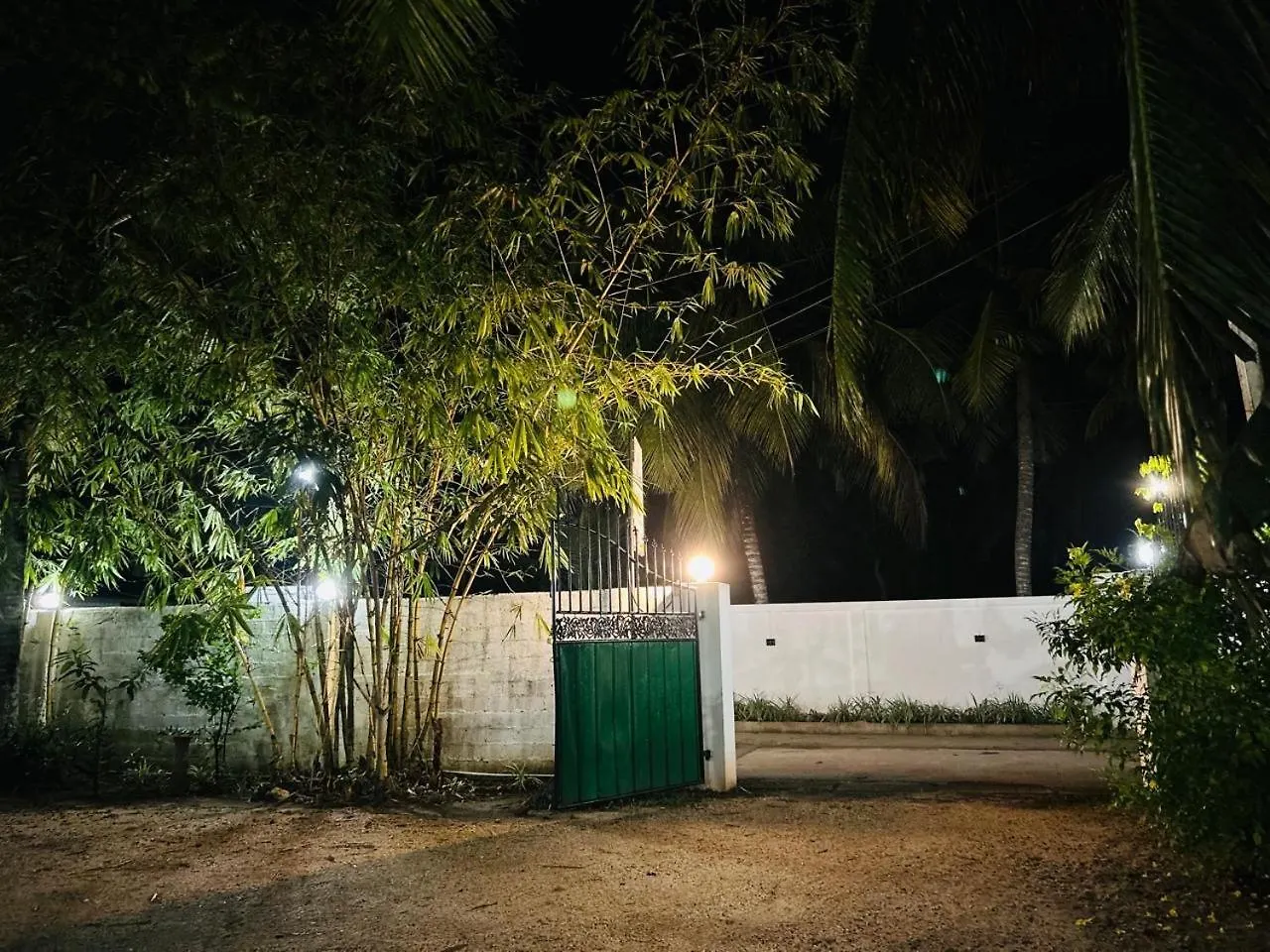 Guest house Rosebay Lagoon Negombo